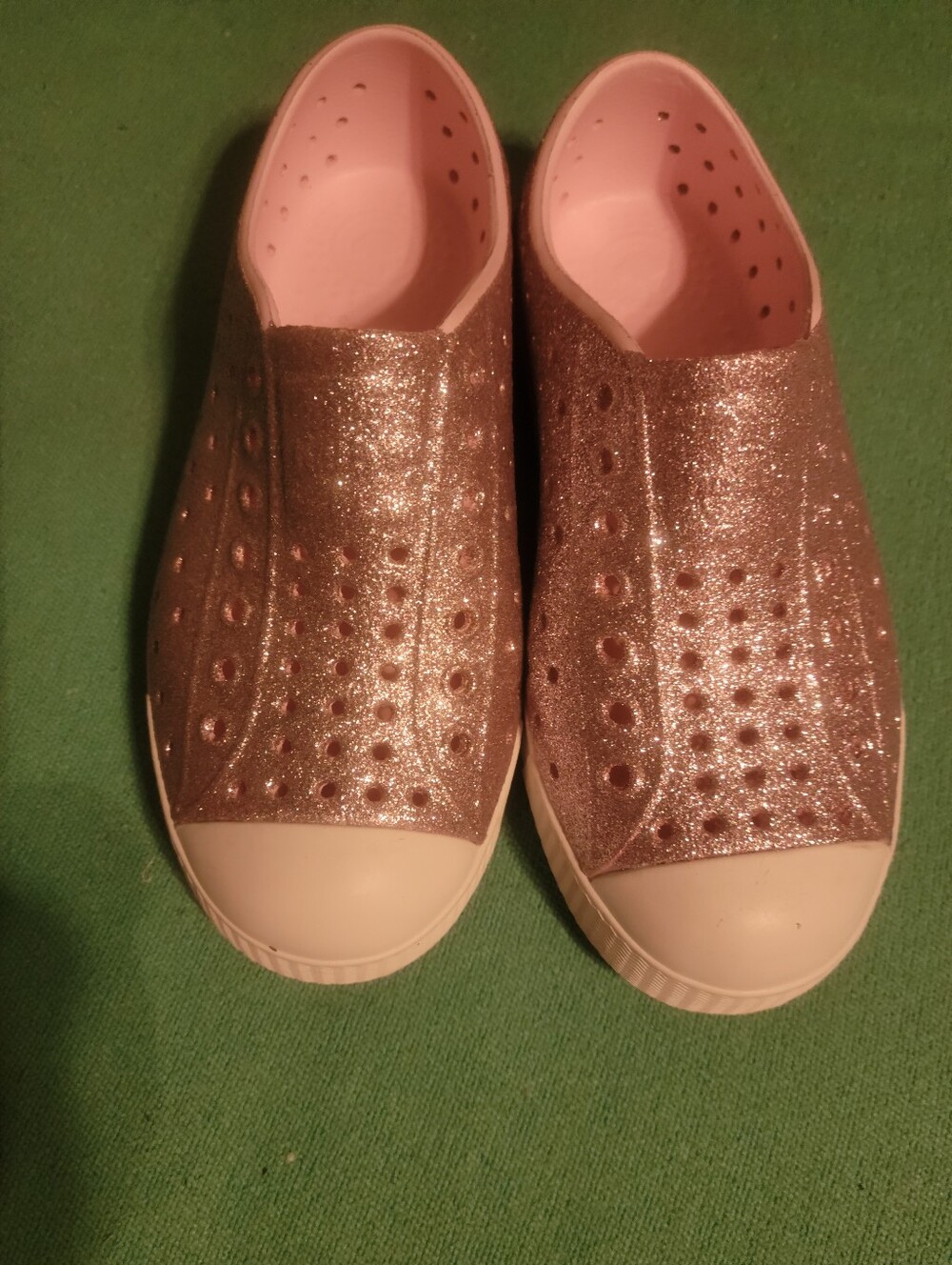 Native Jefferson Milk Pink Bling Sz 12